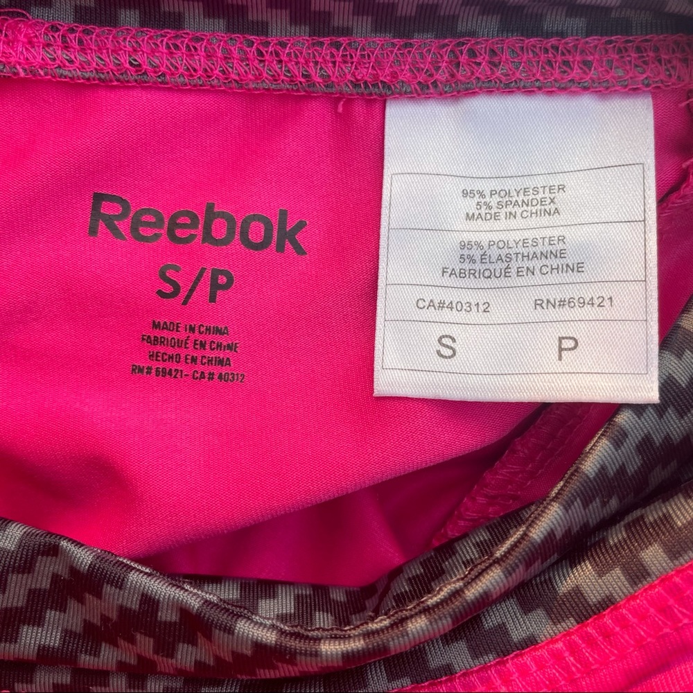 Reebok Ruched Sides Geometric Pattern Pink Shorts - Picture 6 of 7
